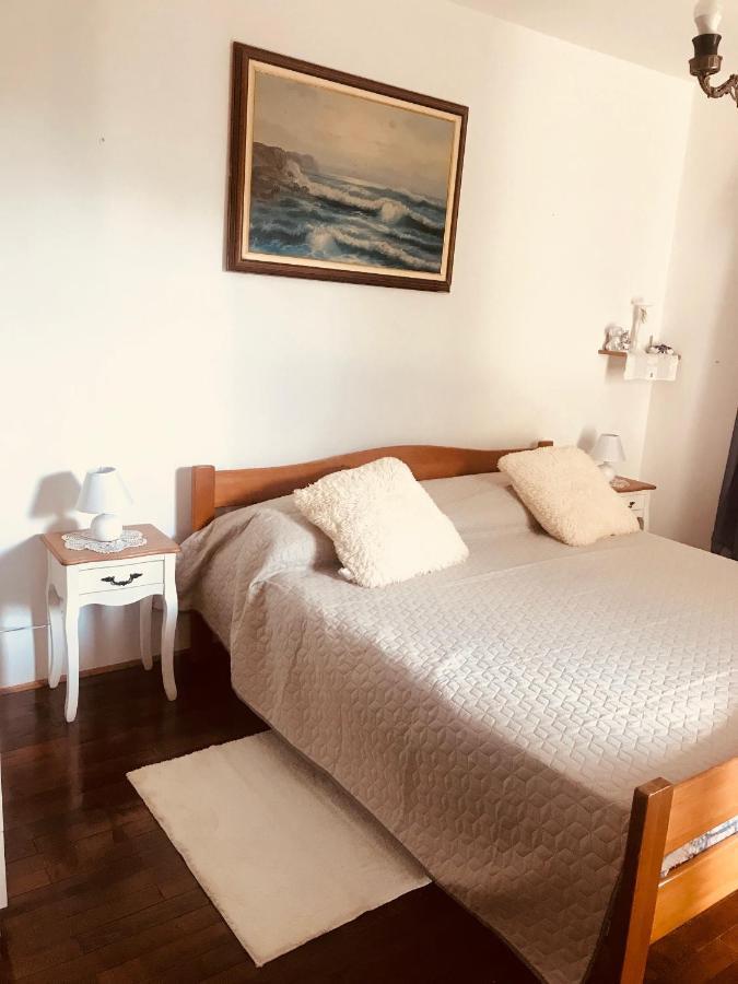 B. Ela Rooms Porec Esterno foto